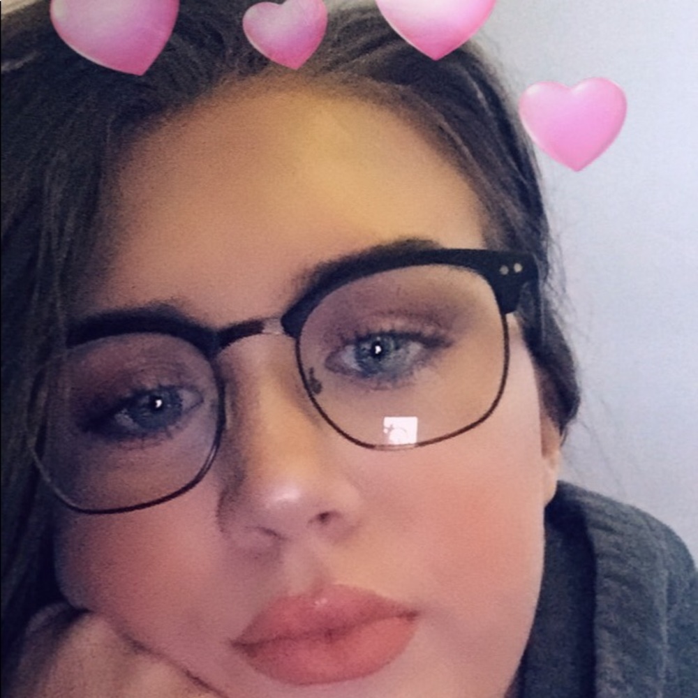 Meet your Posher, Darynne